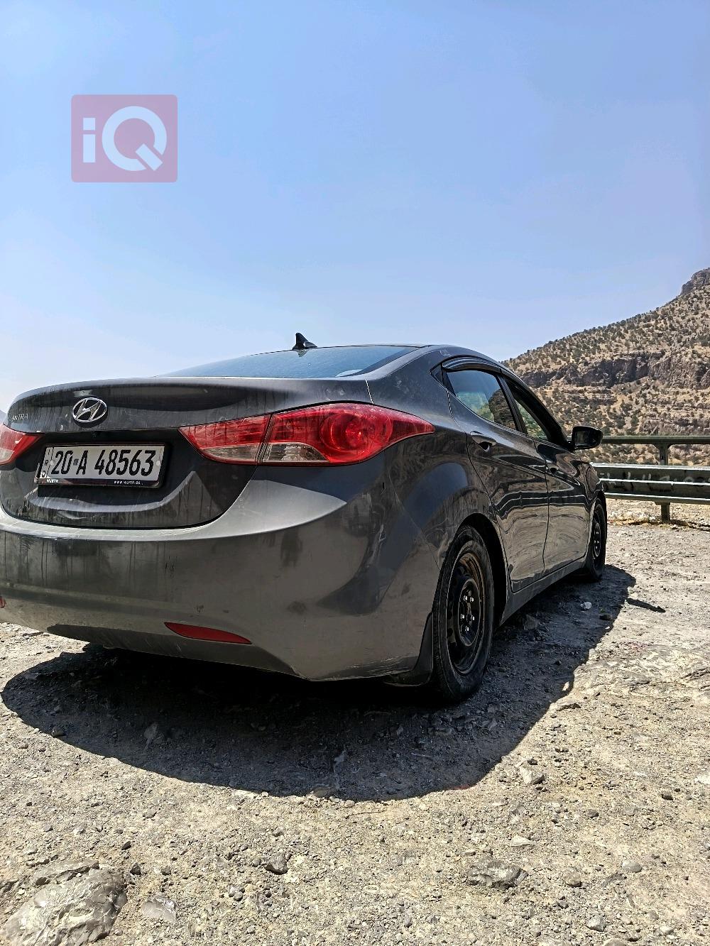 هیوندای ئەلەنترا